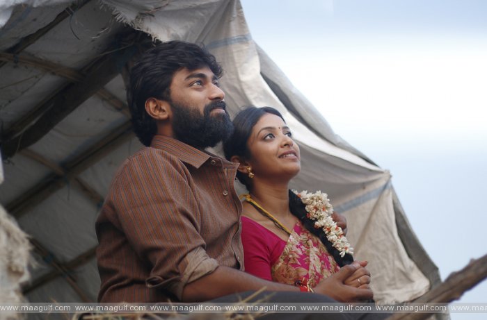 9 రియలిస్టిక్ చిత్రం