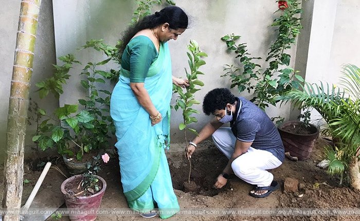 9 గ్రీన్ ఇండియా ఛాలెంజ్ ను స్వీకరించిన దేవిశ్రీ ప్రసాద్