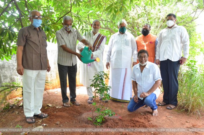 పుట్టినరోజు సందర్భంగా మంతెన వెంకట రామరాజు భారీ వితరణ!