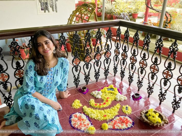 9 ఇస్మార్ట్ గణేషుడి ని తయారు చేసిన నభా నటేష్