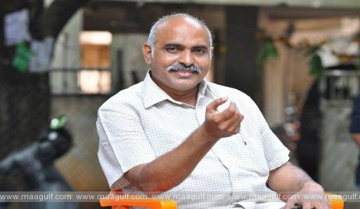 9 శ్రావ్య ఫిలిమ్స్ పతాకంపై సునీల్ కుమార్ రెడ్డి దర్శకత్వంలో \'వలస\'