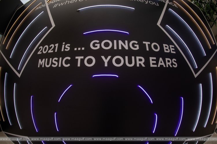 Celebrate DSF and Create Memorable Moments, at Mall of the Emirates and City Centre