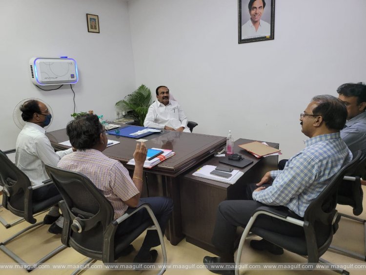 పెండింగ్లో ఉన్న హాస్పిటల్ బిల్డింగ్ నిర్మాణాలు పూర్తి చెయ్యాలి-మంత్రి ఈటల