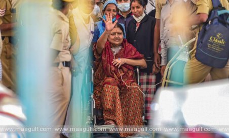ఆసుపత్రి నుండి  శశికళ డిశ్చార్జ్: మరికొన్ని రోజులు బెంగుళూరులోనే..