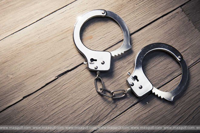 రెసిడెన్సీ ట్రేడింగ్: కువైట్ వ్యక్తి 15ఏళ్లు, 8 మంది ప్రవాసీయులకు 10 ఏళ్ల జైలు శిక్ష