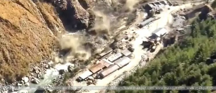 ఉత్తరాఖండ్‌‌లో విరిగిపడ్డ మంచుచరియలు, వరద బీభత్సం: హైఅలెర్ట్