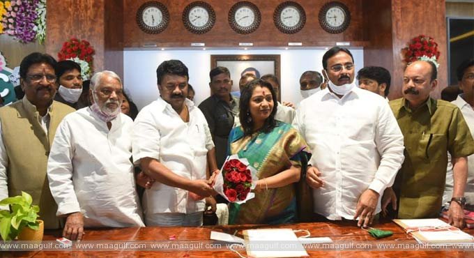 GHMC మేయర్ గా బాధ్యతలు స్వీకరించిన గద్వాల్ విజయలక్ష్మి