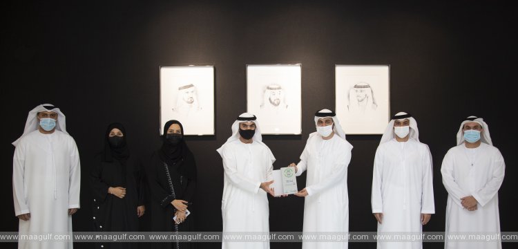 Dubai Statistics Center receives 100 percent Paperless Stamp