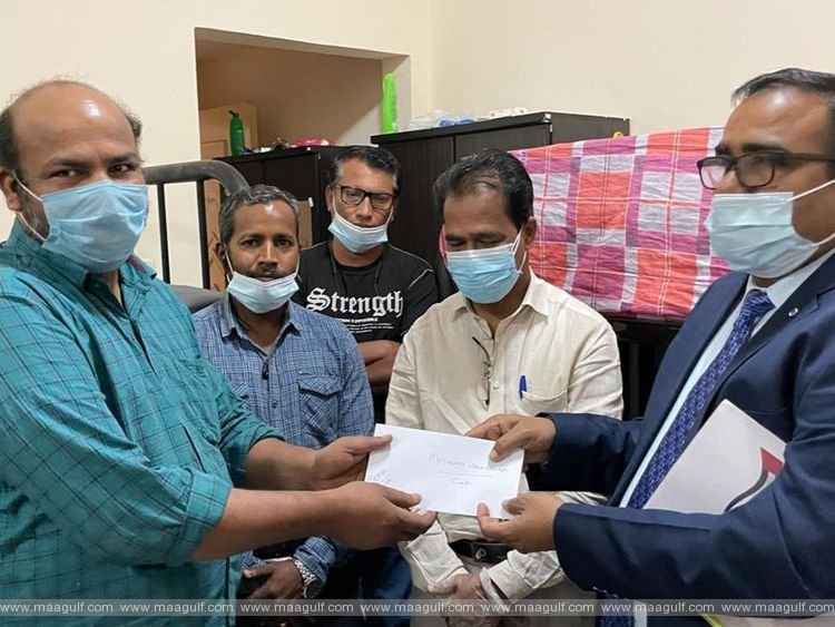 యూఏఈలో చిక్కుకుపోయిన భారతీయులను ..స్వదేశానికి చేరుకునేలా ఏర్పాట్లు