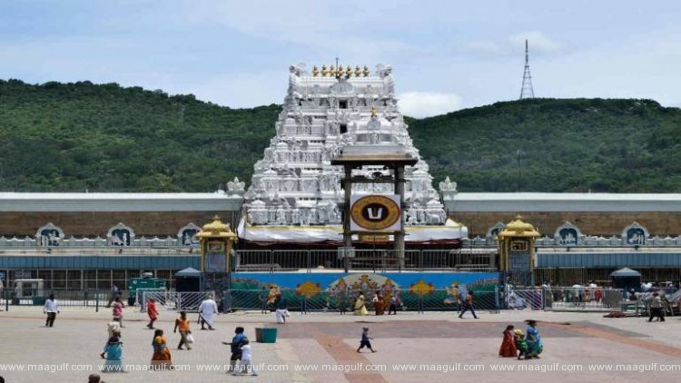 57 మంది విద్యార్థులకు కరోనా పాజిటివ్