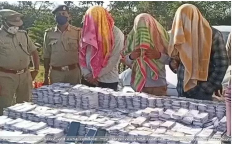 విశాఖకు భారీగా తరలిస్తున్న దొంగనోట్ల కట్టలు సీజ్‌