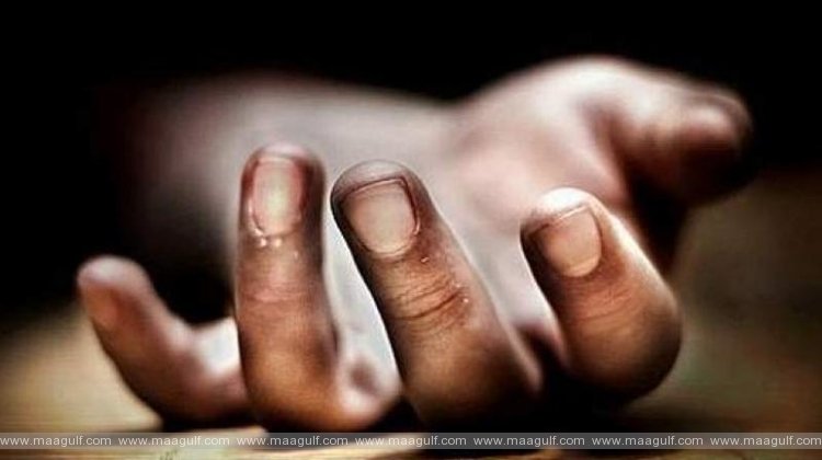 కూతుర్ని కారులోనే మర్చిపోయిన తండ్రి..మృతి చెందిన చిన్నారి