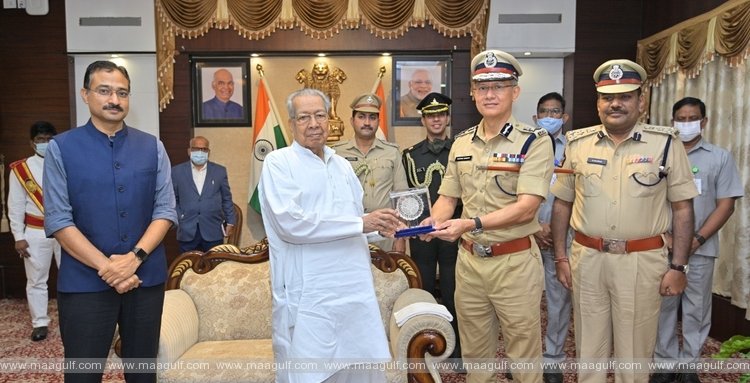 ఏపీ:గవర్నర్ ప్రశంసలు అందుకున్న డిజిపి గౌతమ్ సవాంగ్