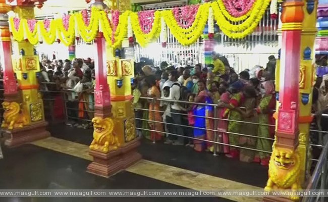 తెలుగు రాష్ట్రాల్లో శివాలయాలకు పోటెత్తిన భక్తులు..