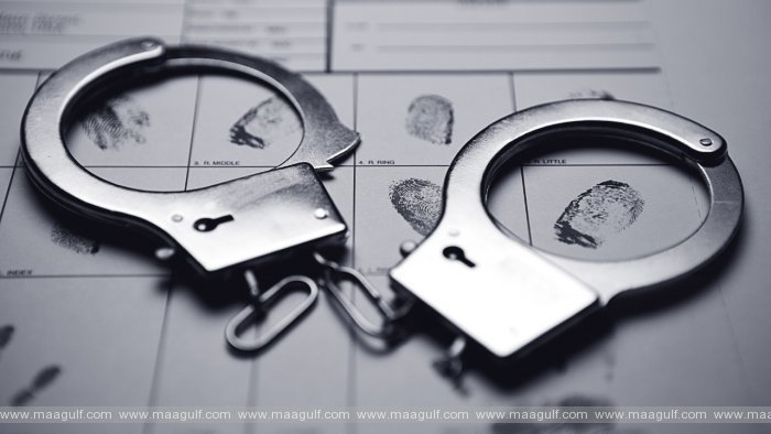 వర్క్ మరియు రెసిడెన్స్ చట్టాల ఉల్లంఘన: 27 మంది అరెస్ట్