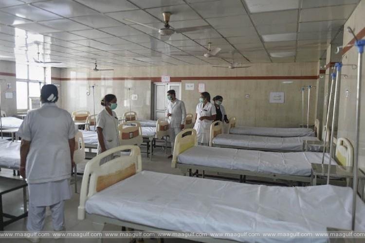 కరోనా పేషెంట్ల కోసం బెడ్స్ సిద్ధం చేయాలి: సోమేశ్ కుమార్