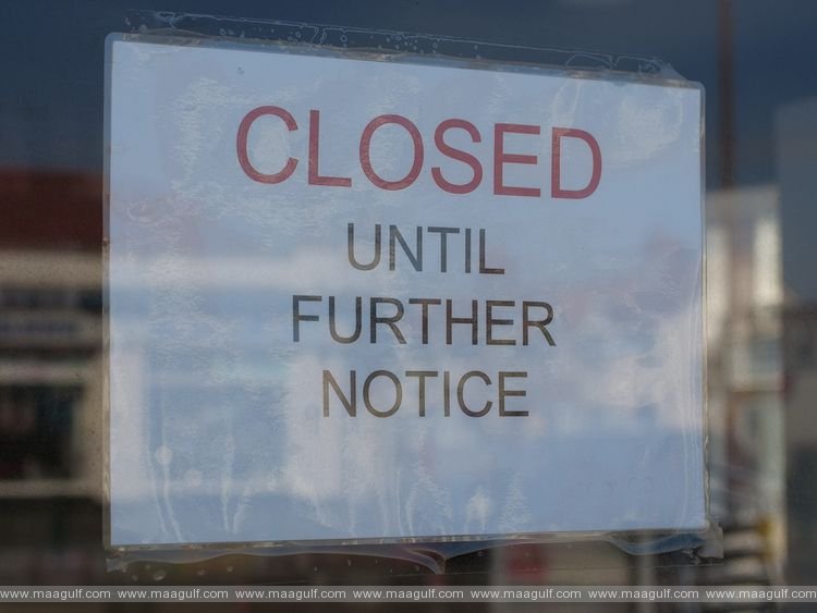 కోవిడ్ నిబంధనల ఉల్లంఘన: నాలుగు రెస్టారెంట్ల మూసివేత