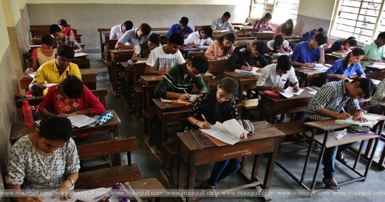 ఇంటి నుంచే పరీక్షలు రాసే ఛాన్స్ ఇస్తున్న యూనివర్సిటీలు