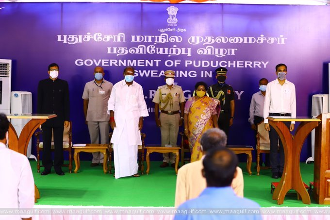పుదుచ్చేరి సీఎంగా రంగస్వామి..ప్రమాణం చేయించిన తమిళి సై