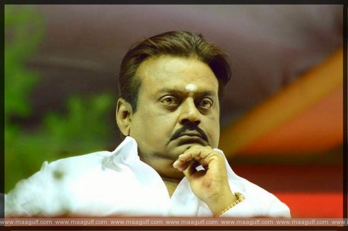 శ్వాస ఇబ్బందులతో ఆసుపత్రిలో చేరిన ప్రముఖ నటుడు