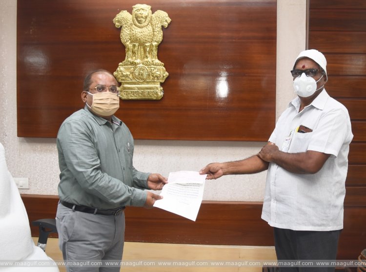 కరోనా కట్టడికి విశ్రాంత ఉద్యోగి  విరాళం