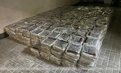 33,000 బహ్రెయినీ దినార్ల విలువైన పొగాకు ఉత్పత్తుల స్వాధీనం, నలుగురి అరెస్ట్