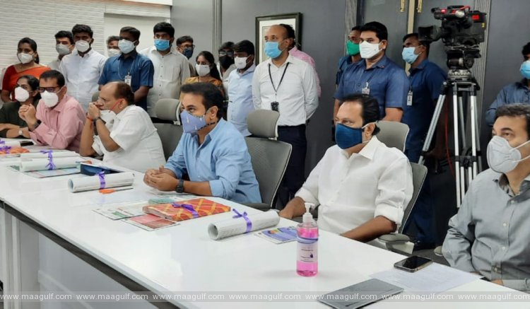 థ‌ర్డ్ వేవ్‌ను అరికట్టడమే ఈ కంట్రోల్ రూమ్‌ లక్ష్యం - కేటీఆర్