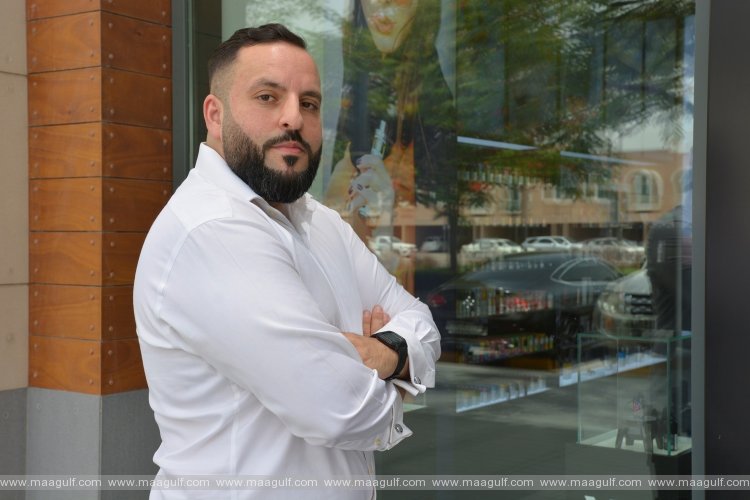 Vaping retailers urged to step up efforts to fight illicit trade, block sales to minors