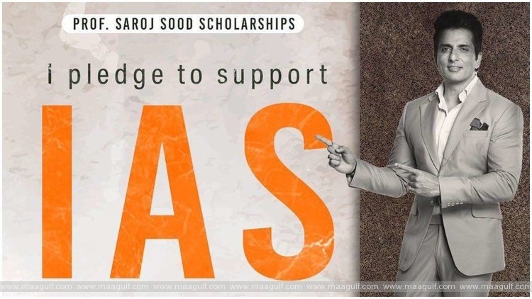 \'ఐఏఎస్\' కావాలనుకుంటున్నవారికీ సోనూ సూద్ సాయం..