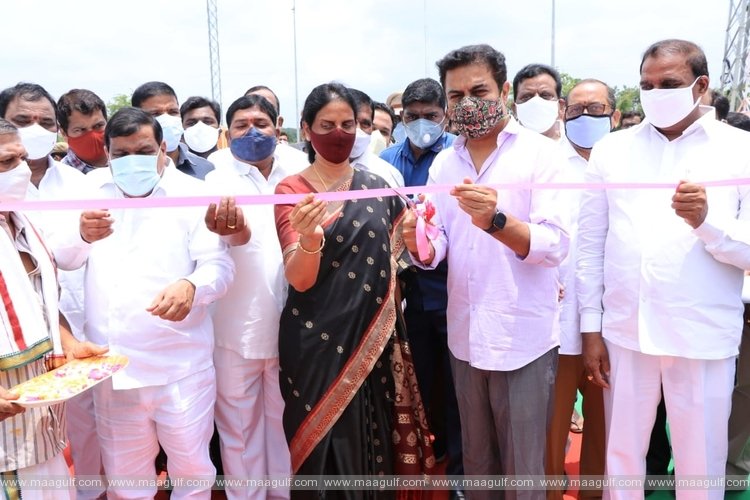 హైదరాబాద్: లింకు రోడ్లు ప్రారంభించిన మంత్రి కేటీఆర్