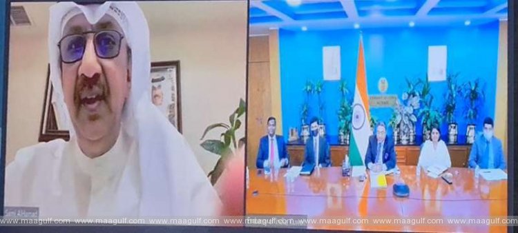 చిక్కుకుపోయిన భారతీయుల సమస్యలపై రాయబారి చర్చలు