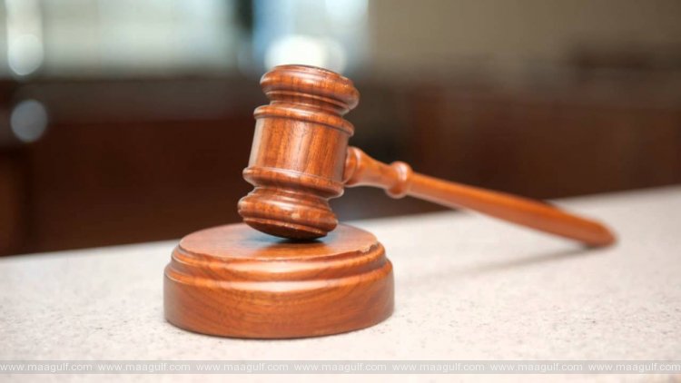 కోవిడ్ నిబంధనల ఉల్లంఘన: ఆరు కమర్షియల్ ఎస్టాబ్లిష్‌మెంట్స్‌కి నోటీసులు