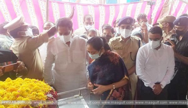 వీర జవాన్ జశ్వంత్ రెడ్డి భౌతిక కాయానికి సైనిక లాంచనాలతో అంత్యక్రియలు