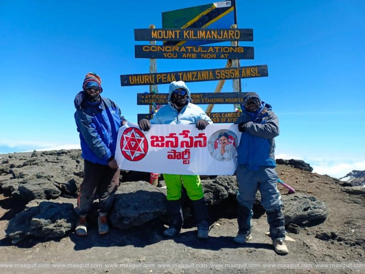 జనసేన సాహసవీరునికి ఖతార్ సేన అభినందనలు