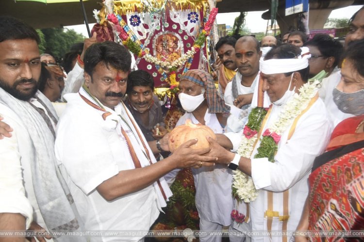 హైదరాబాద్ లో  ప్రారంభమైన  ఆషాడ మాసం బోనాల ఉత్సవాలు