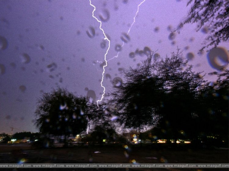 ఒమన్: ఉరుములతో కూడిన వర్షం పడే అవకాశం