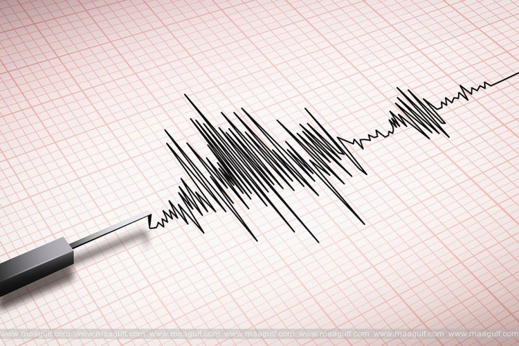 హైదరాబాద్ సమీపంలో భూ ప్రకంపనాలు