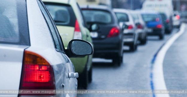 వలసదారుడి వాహనాలపై పరిమితి?