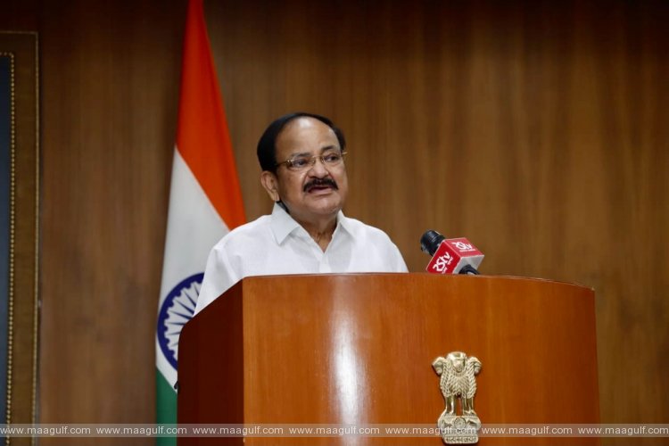 సాంకేతిక అంతరాల్లేని సమగ్ర అంతర్జాల విద్యావిధానం అవసరం: ఉపరాష్ట్రపతి