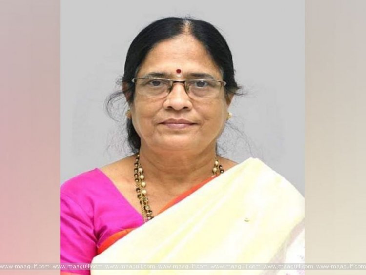 ఎమ్మెల్సీగా ఎన్నికైన సురభి వాణీదేవి ప్రమాణస్వీకారం..!