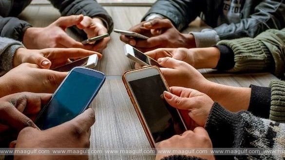 స్మార్ట్ ఫోన్లను దుర్వినియోగం చేస్తే ఏడాది జైలు, SR5,00,000 ఫైన్