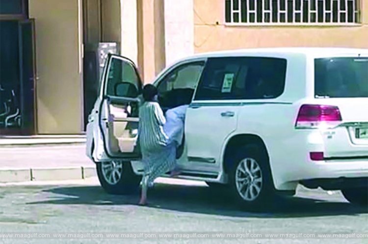 కార్ నడిపిన 12 ఏళ్ల బాలుడు..కార్ సీజ్