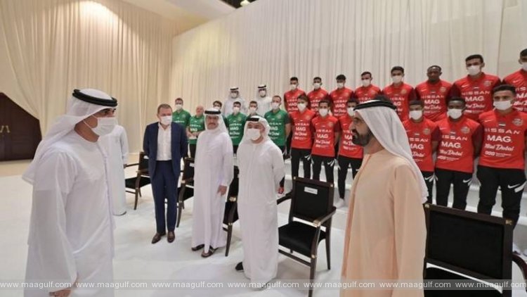 Sheikh Mohammed receives Shabab Al Ahli football club