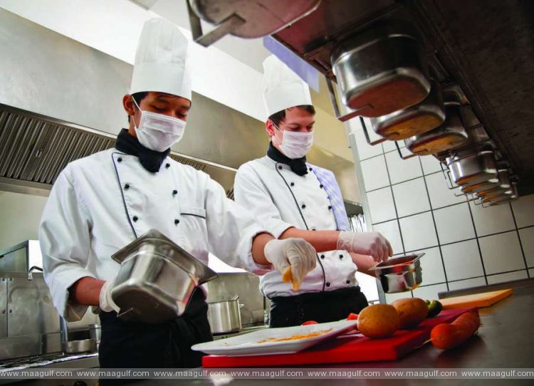 కువైట్ విడిచి వెళ్లిన 8461 మంది రెస్టారెంట్ రంగంలోని కార్మికులు