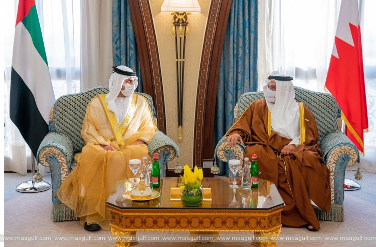 Maktoum bin Mohammed meets with Bahrain Crown Prince at ‘The Middle East Green Initiative Summit\'