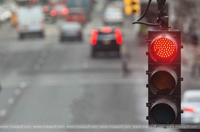 రెడ్ సిగ్నల్ జంప్ చేస్తే తప్పదు భారీ మూల్యం