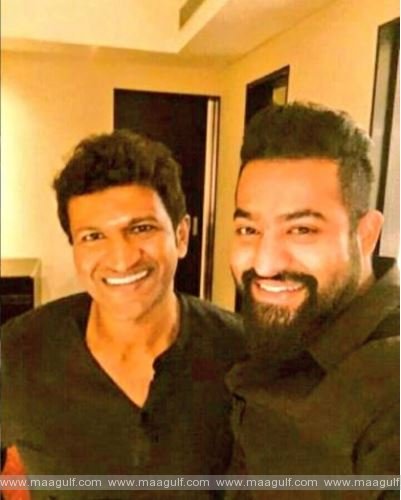 1 పునీత్ అంత్యక్రియల కోసం బెంగళూరుకు తారక్