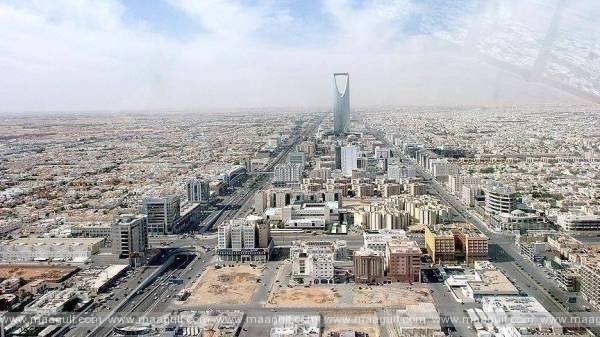 వ్యక్తిగత లబ్ది కోసం వలసదారుడ్ని అనుమతిస్తే, ఎంప్లాయర్‌కి జైలు, జరిమానా