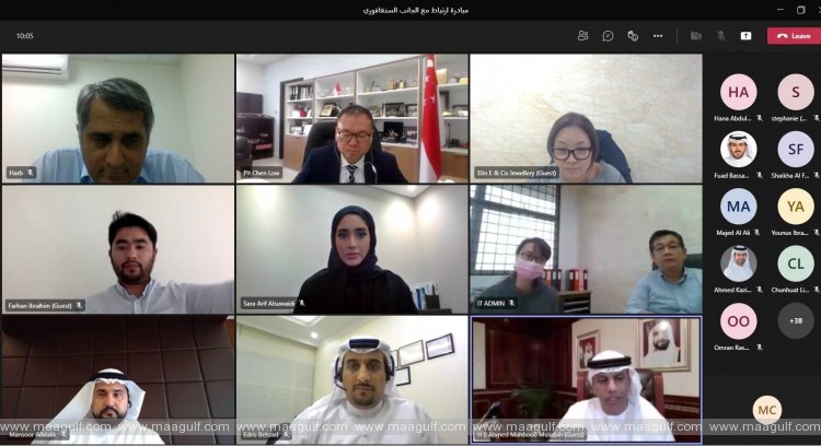 20 Dubai Customs discusses expansion of economic cooperation and trade with Singapore delegation