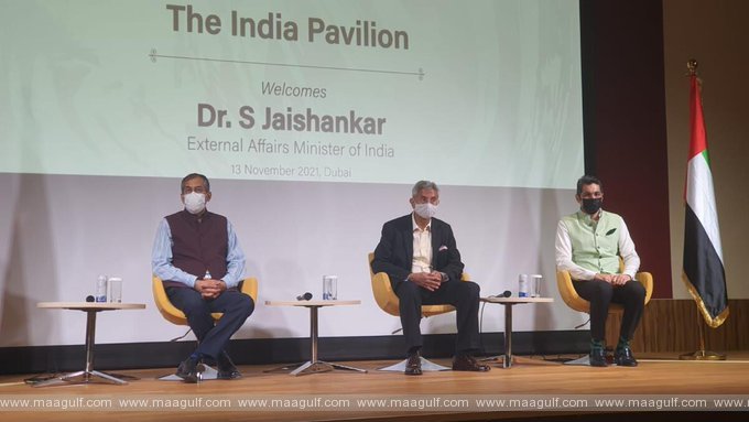 షెడ్యూల్డ్ విమానాల పునరుద్ధరణ దిశగా ఇండియా: విదేశాంగ మంత్రి